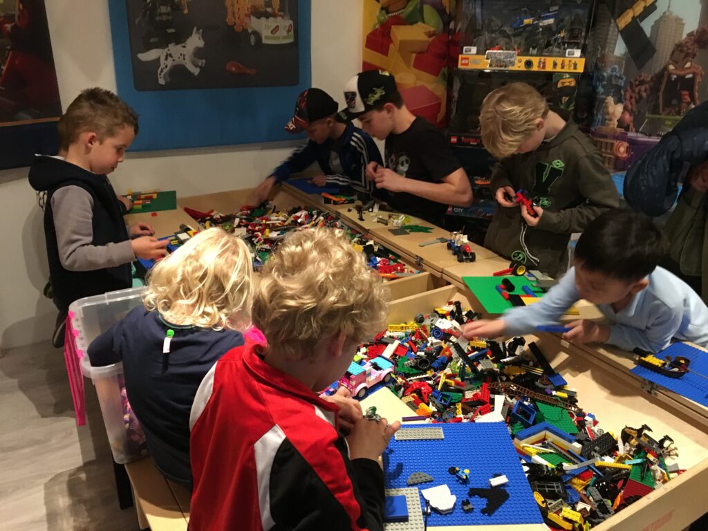 Zo organiseer je een bouwwedstrijd met LEGO